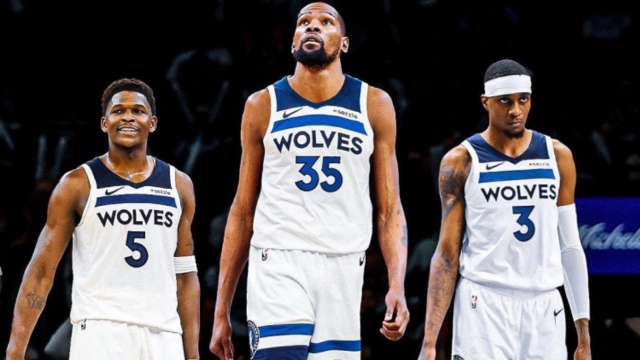 世体：巴萨不提前去斯坦福桥踩场训练，将在比赛当日飞往伦敦（世体：巴萨比赛日当天飞赴伦敦，不提前在斯坦福桥踩场）