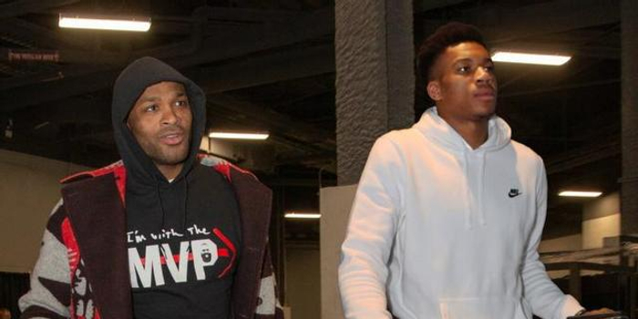 莱万：我愿意和普罗别日和好，当初他可能受到了一些人的影响（莱万愿与普罗别日和解：当时他可能受到他人影响）