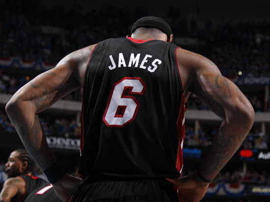 林丹除了擦地被拒绝，还有其他什么方式能让他实力倒退十年（除了擦地被拒，林丹还有哪些操作会让实力倒退十年？）