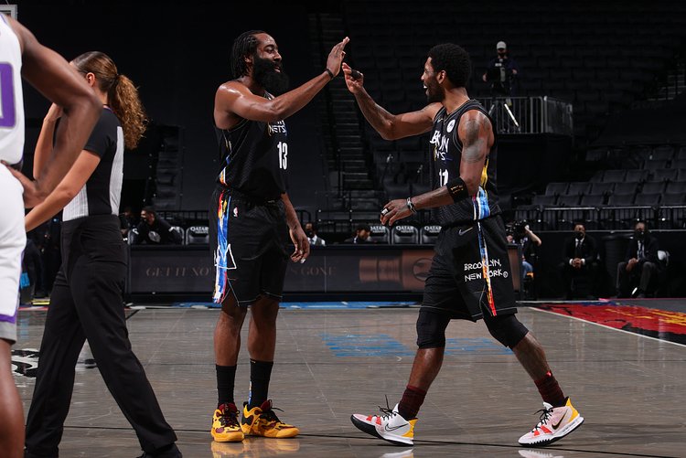 为什么孔帕尼和拜仁是天作之合？ 家族史铸就了他的坚韧不拔（孔帕尼与拜仁的完美契合：家族传承淬炼他的韧性）