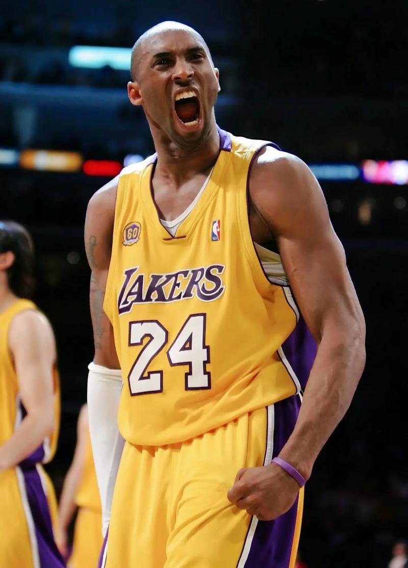 希罗：我才复出6场跟球队化学反应需循序渐进，球队防守需更好（希罗：复出仅6场，团队默契要循序渐进，防守还得再提高）