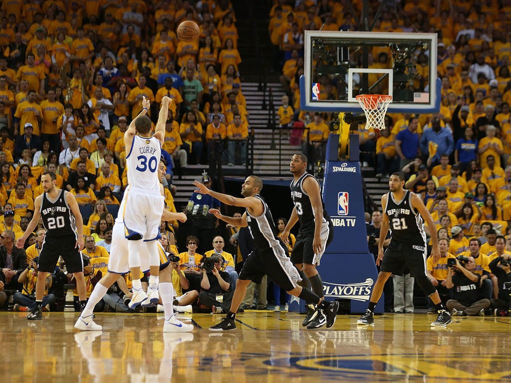 葡媒：C罗向欧国联冠军队友赠送定制手表，若塔的送给了其家人（葡媒：C罗为欧国联冠军队友赠送定制腕表，若塔那块已转赠给家人）